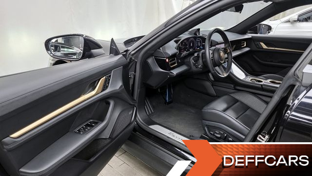 Porsche TAYCAN Base купить на сайте DeffCars