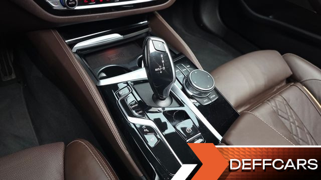 BMW 5-SERIES 530i xDrive M Sport Package купить на сайте DeffCars