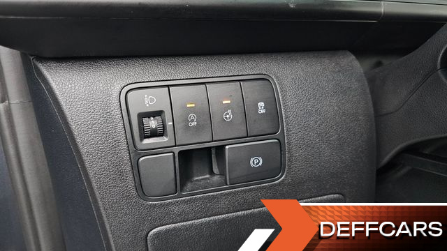Hyundai STARIA Cargo 5-Seater Modern купить на сайте DeffCars