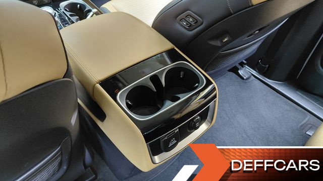 Kia CARNIVAL Gasoline 9-Seater Signature купить на сайте DeffCars