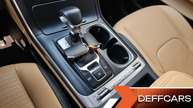 Kia CARNIVAL 9-Seater Prestige купить на сайте DeffCars