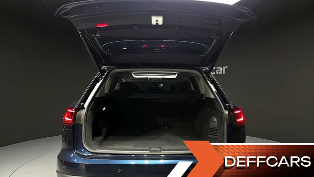 Volkswagen TOUAREG 3.0 TDI Premium купить на сайте DeffCars