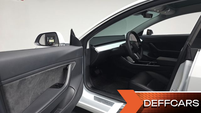 Tesla MODEL 3 Standard Range Plue RWD купить на сайте DeffCars