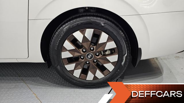 Hyundai STARIA 2WD Camping Car Prestige Camper 4Seater купить на сайте DeffCars