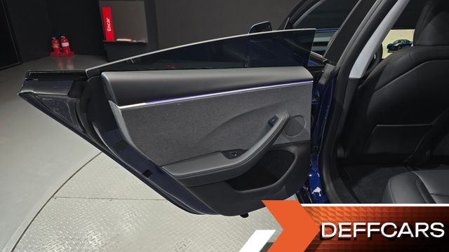 Tesla MODEL 3 RWD купить на сайте DeffCars