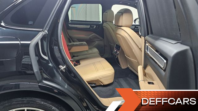 Porsche CAYENNE 3.0 PLATINUM EDITION купить на сайте DeffCars