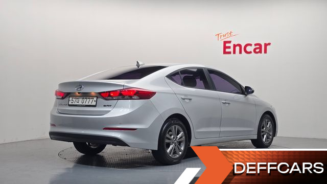 Hyundai AVANTE 1.6 e-VGT SMART Special купить на сайте DeffCars