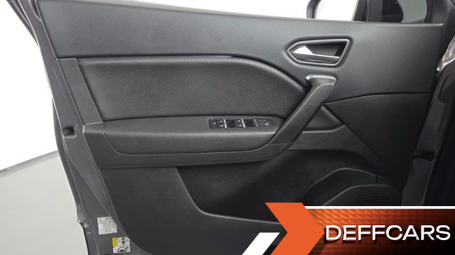 Renault CAPTUR 1.3 TCe intense купить на сайте DeffCars