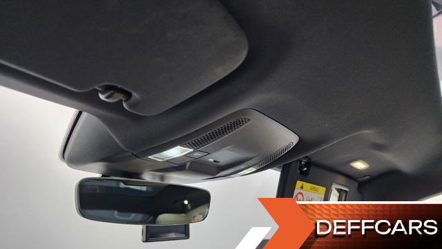 Porsche TAYCAN Base купить на сайте DeffCars