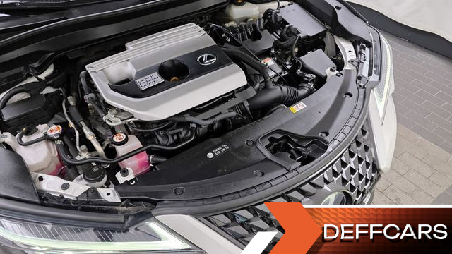 Lexus UX 2.0 2WD купить на сайте DeffCars