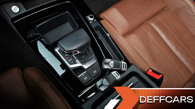 Audi Q5 45 TFSI Quattro Premium купить на сайте DeffCars