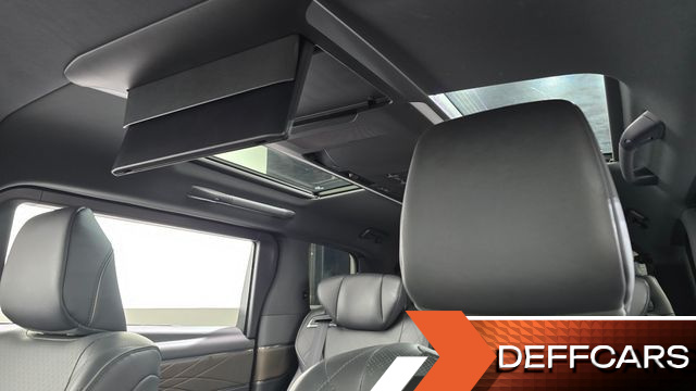 Toyota ALPHARD 2.5 HEV Executive AWD купить на сайте DeffCars