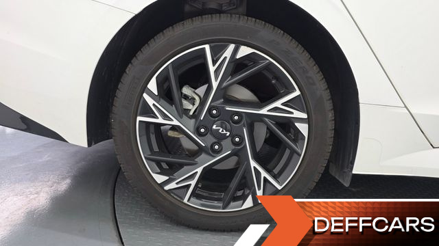Kia K5 2.0 Noblesse купить на сайте DeffCars