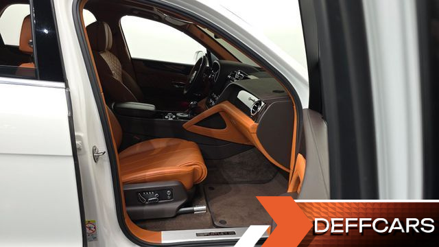 Bentley BENTAYGA 4.0 V8 купить на сайте DeffCars