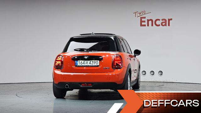 Mini COOPER 5Door HIGH 3rd купить на сайте DeffCars