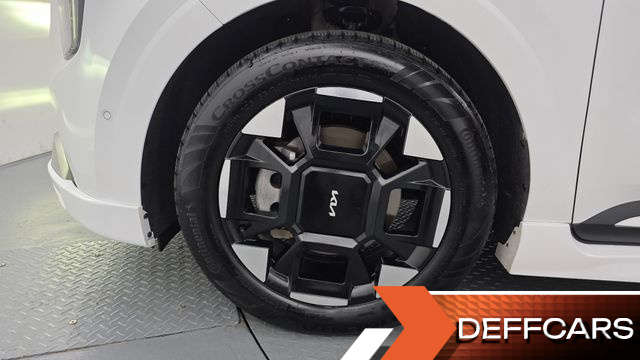Kia CARNIVAL HEV 9-Seater Hi-Limousine (Special vehicle) купить на сайте DeffCars