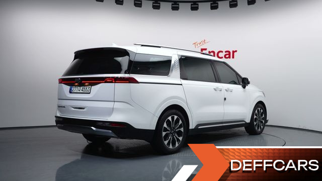 Kia CARNIVAL Gasoline 9-Seater Signature купить на сайте DeffCars
