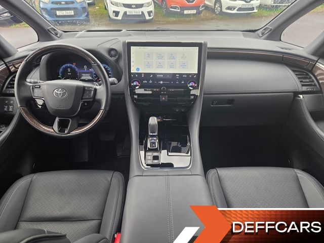 Toyota ALPHARD 2.5 HEV Executive AWD купить на сайте DeffCars