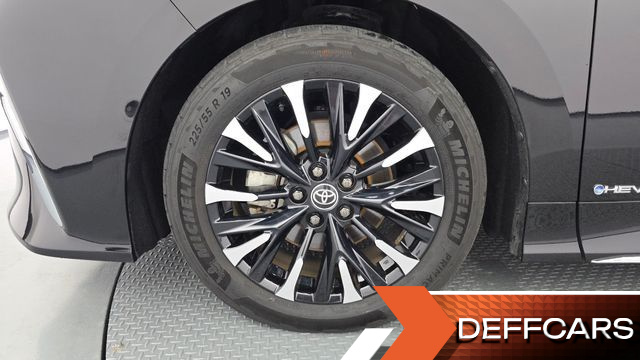 Toyota ALPHARD 2.5 HEV Executive AWD купить на сайте DeffCars