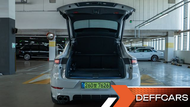 Porsche CAYENNE 3.0 S E-Hybrid Coupe купить на сайте DeffCars
