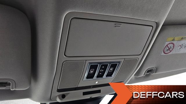 Land Rover DISCOVERY 3.0 TD6 HSE купить на сайте DeffCars