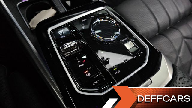 BMW 7-SERIES 740d xDrive M Sport купить на сайте DeffCars
