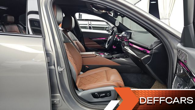 BMW 5-SERIES 530i xDrive M Sport купить на сайте DeffCars