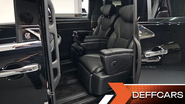 Toyota ALPHARD 2.5 HEV Executive AWD купить на сайте DeffCars