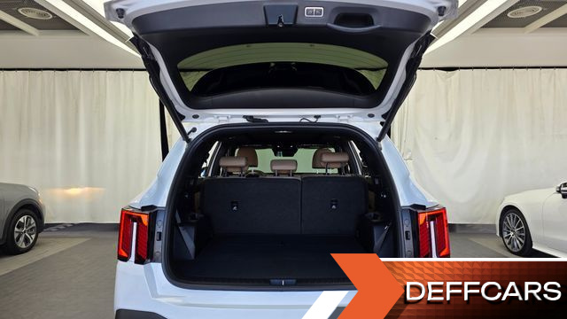 Kia SORENTO Gasoline 2.5T 2WD Signature купить на сайте DeffCars