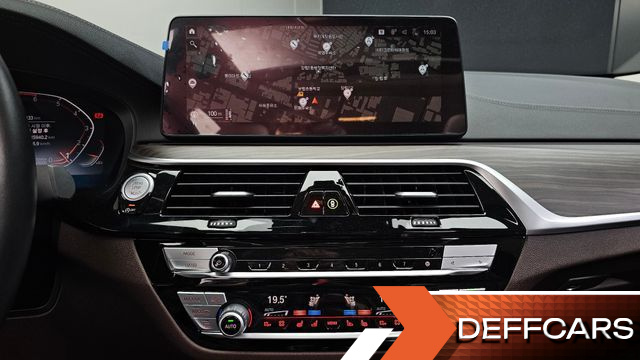 BMW 5-SERIES 530i Luxury купить на сайте DeffCars
