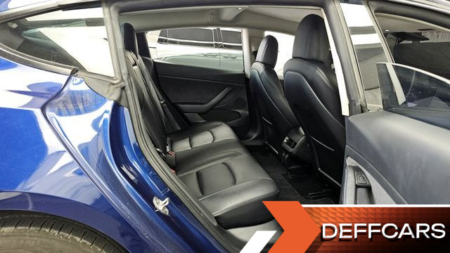 Tesla MODEL 3 Long Range AWD купить на сайте DeffCars