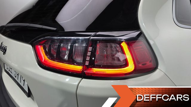 Jeep CHEROKEE 2.4 Longitude High AWD купить на сайте DeffCars