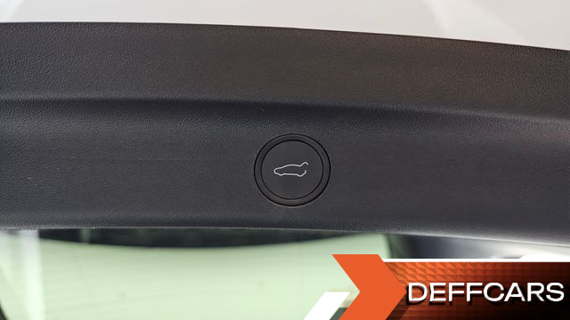Tesla MODEL Y RWD купить на сайте DeffCars
