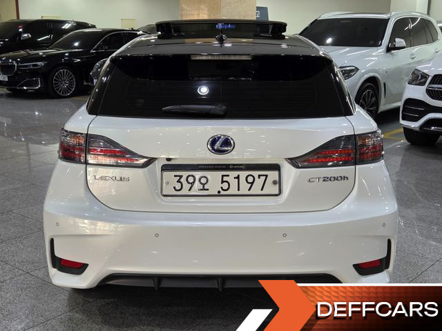 Lexus CT200H 1.8 Supreme ZWA10 купить на сайте DeffCars