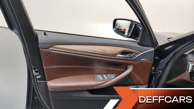 BMW 5-SERIES 520d Luxury Plus купить на сайте DeffCars