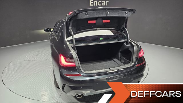 BMW 3-SERIES 320i M Sport купить на сайте DeffCars