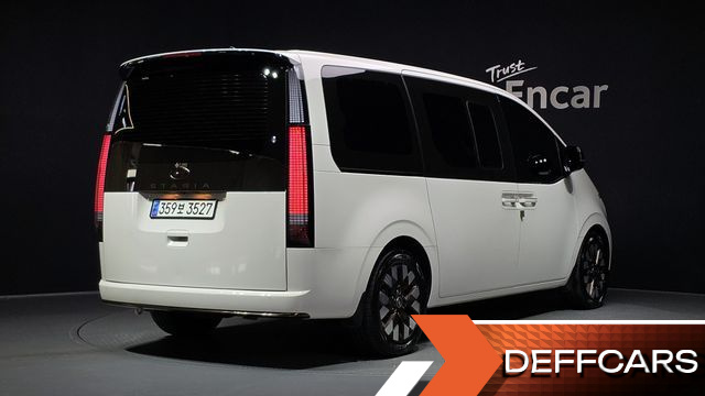 Hyundai STARIA L3.5 Lounge 9-Seater Inspiration купить на сайте DeffCars