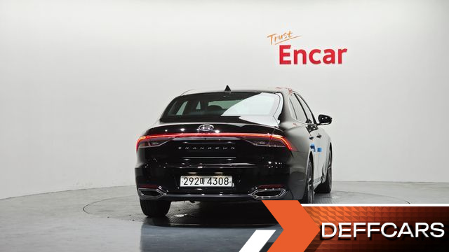 Hyundai GRANDEUR 2.5 Premium Choice купить на сайте DeffCars