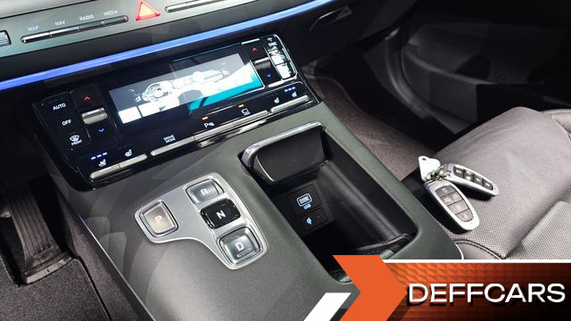 Hyundai GRANDEUR 3.3 Le Blanc купить на сайте DeffCars