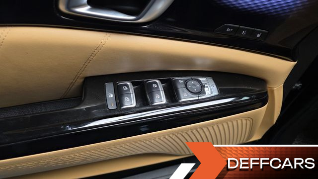 Kia CARNIVAL Gasoline 9-Seater Signature купить на сайте DeffCars
