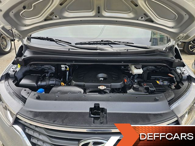 Hyundai STAREX Van 3-Seater Smart купить на сайте DeffCars
