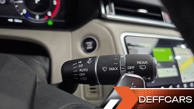 Land Rover RANGE ROVER VELAR 2.0 D240 R-Dynamic SE купить на сайте DeffCars