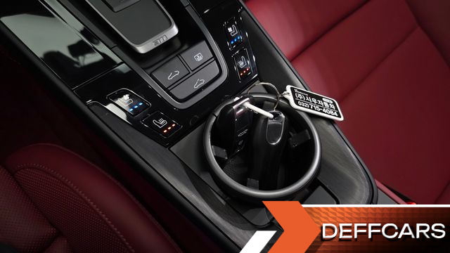 Porsche 911 Carrera GTS купить на сайте DeffCars