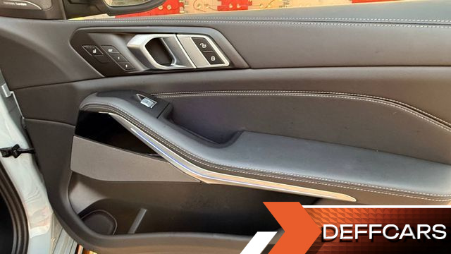 BMW X7 xDrive 40i M Sport 6STR купить на сайте DeffCars
