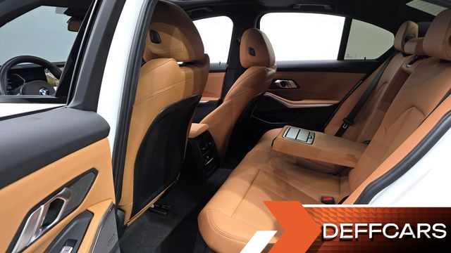BMW 3-SERIES 320i M Sport купить на сайте DeffCars