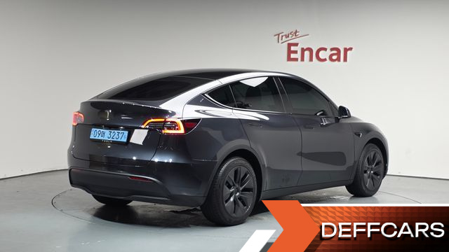 Tesla MODEL Y RWD купить на сайте DeffCars
