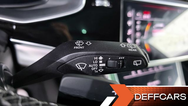 Audi Q8 55 TFSI Quattro Premium купить на сайте DeffCars