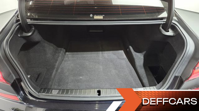 BMW 7-SERIES 740Li xDrive M Sport Package купить на сайте DeffCars