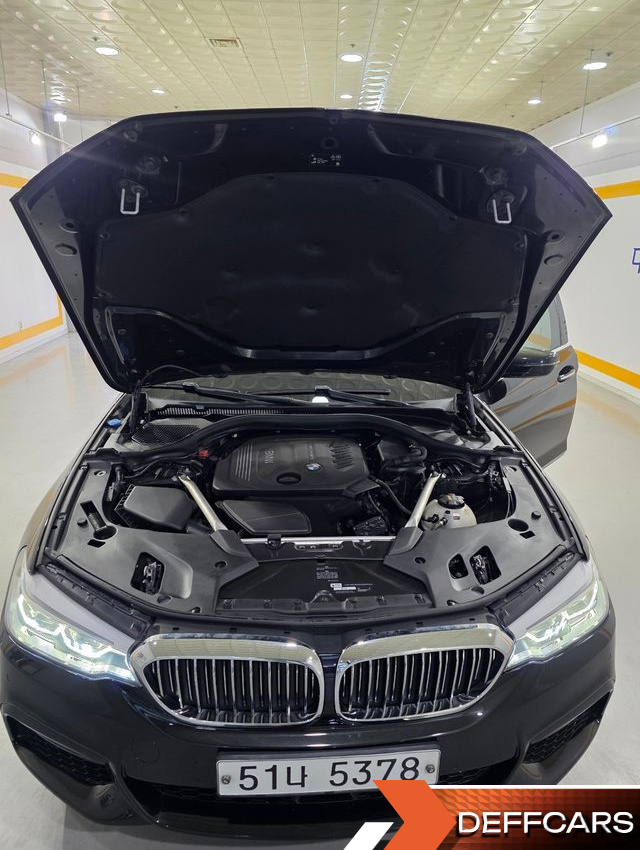 BMW 5-SERIES 520d Luxury Special Edition купить на сайте DeffCars