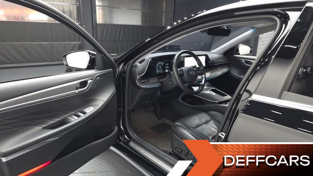 Hyundai GRANDEUR 2.5 Calligraphy купить на сайте DeffCars
